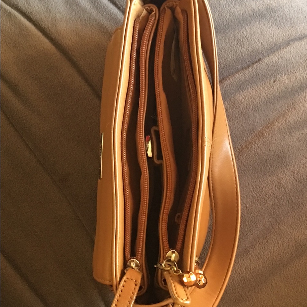 Liz Claiborne purse - Picture 4 of 8